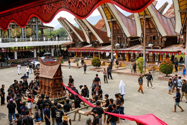 Cultural Journey Tana Toraja & Sengkang Experience - Foto 1